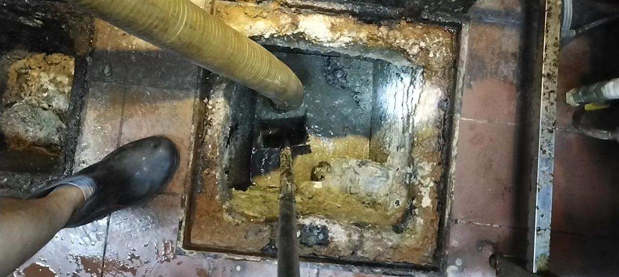 金湾化油池清理-污水池清掏