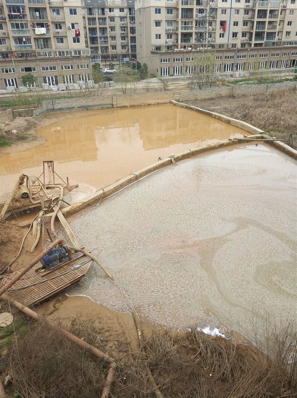金湾沉淀池淤泥清理-厂区废水池淤泥清淤