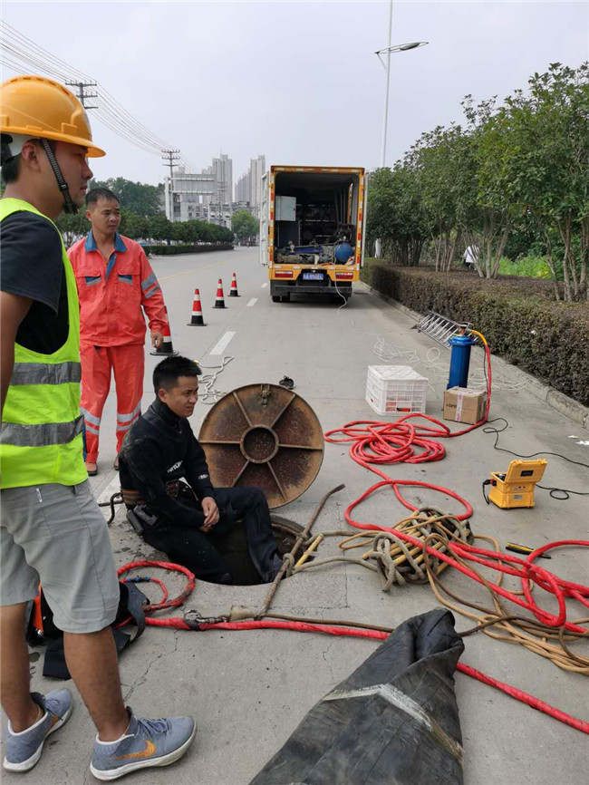 金湾翻衬法管道修复技术主要工序