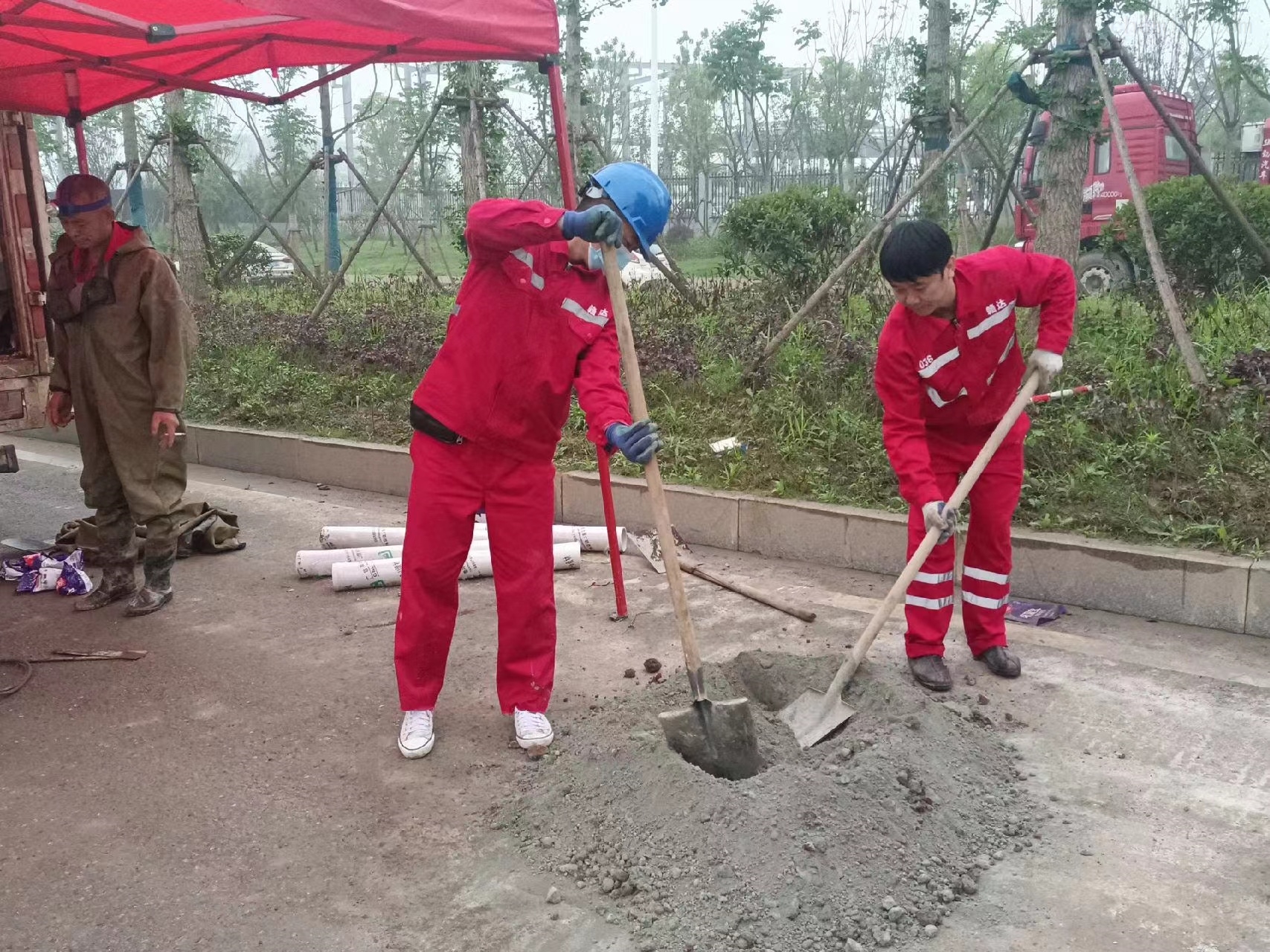 金湾管道疏通哪家好】及时进行市政管道清淤